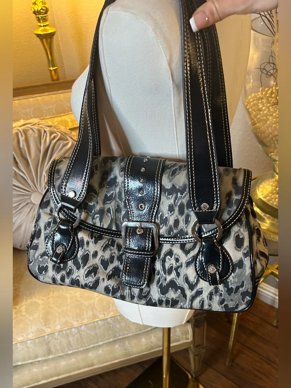 Y2K Liz Claiborne Black and Gray Animal Shoulder Bag with Buckle Mobwife McBling